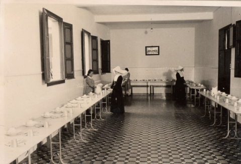 COMEDOR DE LAS INTERNAS DE LOS ÁNGELES