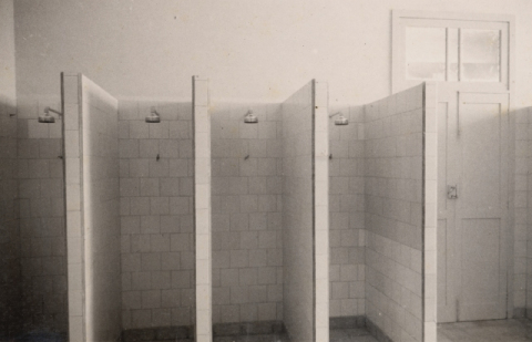 DUCHAS DEL INTERNADO LOS ÁNGELES
