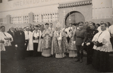 EL PRESIDENTE ANTONIO LIMIÑANA LÓPEZ Y EL OBISPO PILDAIN INAUGURAN EL INTERNADO