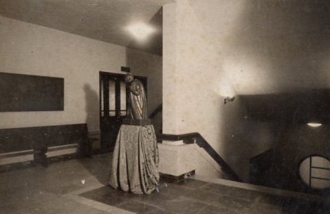 HALL DE ACCESO AL SALÓN DE PLENOS