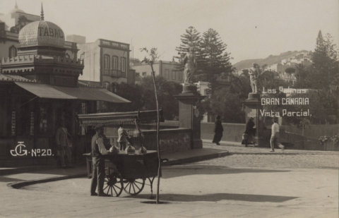EL HELADERO DE LA PLAZUELA