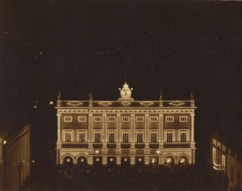 AYUNTAMIENTO ILUMINADO