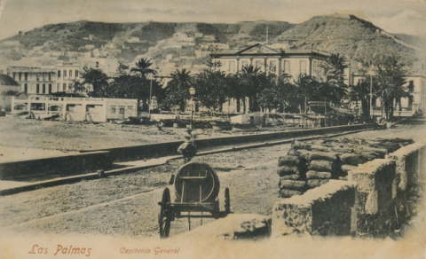 MUELLE Y ASTILLEROS