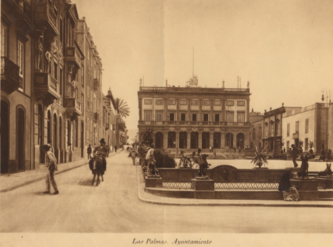 EL AYUNTAMIENTO