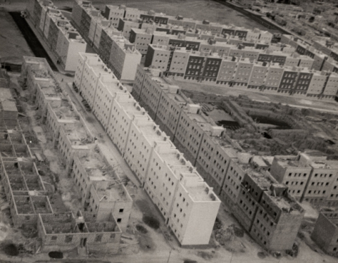 CONSTRUCCIÓN DE LAS VIVIENDAS SOCIALES DE ESCALERITAS
